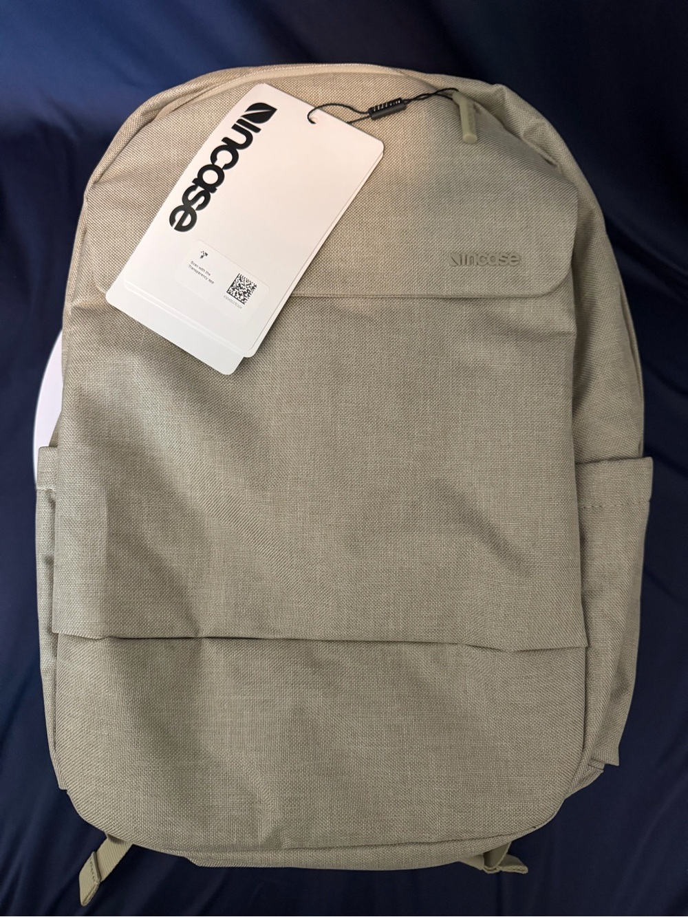 Incase Crosstown Backpack – 20L, Limestone